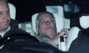 برطانیہ کے بادشاہ چارلس کے بھائی اینڈریو ماؤنٹ بیٹن ونزر رہا