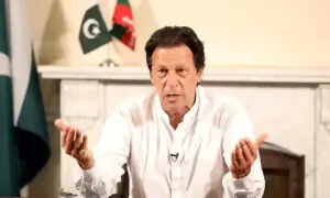 Imran Khan receives second eye injection at PIMS