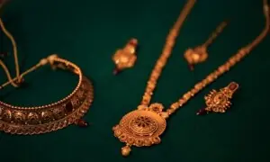 پاکستان میں سونے اور چاندی کی قیمت میں مزید اضافہ پاکستان میں سونے اور چاندی کی قیمت میں مزید اضافہ