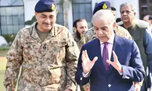 PM lauds armed forces after GHQ briefing on Afghan situation