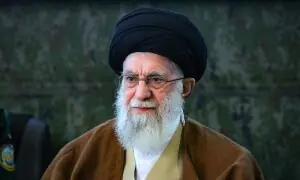 ایران کے سپریم لیڈر حملے میں مارے گئے: اسرائیل کا دعویٰ، تہران کی تردید