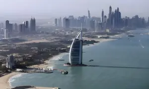 دبئی ایئرپورٹ پر ایران کے میزائل حملے میں 4 افراد زخمی