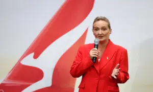 Airline stocks extend falls as fuel price uncertainty weighs