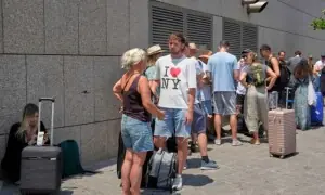 امریکیوں کو مشرقِ وسطیٰ کے 15 ممالک فوری چھوڑنے کا حکم