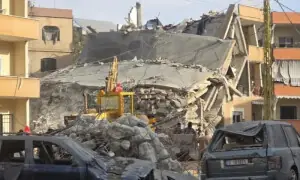 اسرائیل کا لبنان میں رہائشی عمارت پر حملہ، مجموعی ہلاکتوں کی تعداد 50 ہوگئی