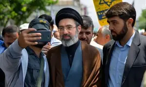 ایران میں ایمرجنسی اجلاس، مجتبیٰ خامنہ ای کو نیا سپریم لیڈر بنانے کا اعلان جلد متوقع