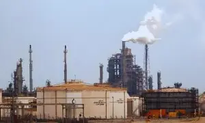 مشرقِ وسطیٰ میں جنگ سے تیل کی قیمت 150 ڈالر فی بیرل تک جا سکتی ہے: قطر