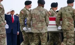 کویت میں ہلاک ہونے والے چھ امریکی فوجیوں کی لاشیں امریکا پہنچا دی گئیں