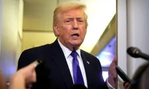 ایران میں اسکول حملے کا الزام ٹرمپ نے اُلٹا ایرانی حکومت پر لگا دیا