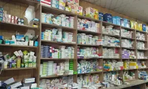 Pakistan warns of possible medicine supply disruption