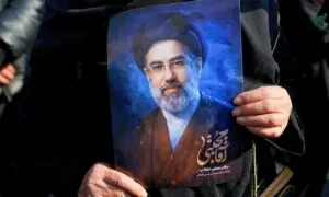 &rsquo;نئے سپریم لیڈر مجتبیٰ خامنہ ای زخمی ہوگئے ہیں&lsquo;: ایرانی صدر کے بیٹے کا دعویٰ