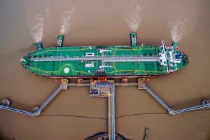 China in talks with Iran to allow safe oil and gas passage through Hormuz, sources say