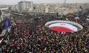 تہران کے فردوسی اسکوائر میں زور دار دھماکا، یوم القدس ریلی کے شرکاء بے خوف آگے بڑھتے رہے