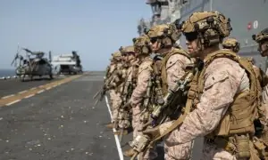 امریکا کا مشرق وسطیٰ میں پانچ ہزار فوجی اور بحری جہاز تعینات کرنے کا فیصلہ امریکا کا مشرق وسطیٰ میں پانچ ہزار فوجی اور بحری جہاز تعینات کرنے کا فیصلہ