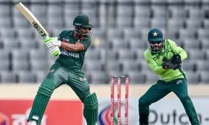 تیسرا ون ڈے: بنگلہ دیش نے پاکستان کو جیت کے لیے 291 رنز کا ہدف دے دیا