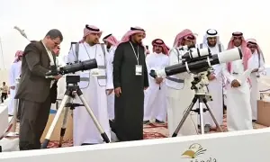 سعودی عرب میں چاند نظر نہیں آیا، عیدالفطر جمعہ کو ہوگی