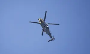 قطر میں ہیلی کاپٹر سمندر میں گر کر تباہ، عملے کی تلاش جاری