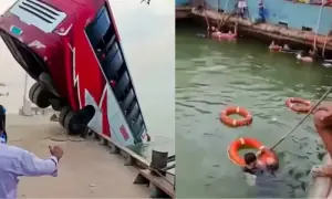 Bus plunges into Padma river, at least 18 dead