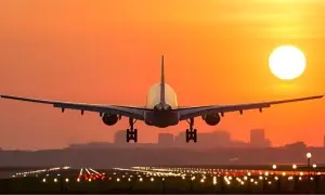 جیٹ فیول کی قیمت میں بڑا اضافہ، ایئر ٹکٹ 100 فیصد مہنگے ہوگئے