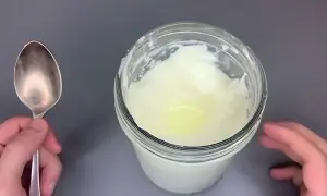 دہی کی اوپری پانی کی تہہ سونا ہے، اسے کبھی نہ پھینکیں