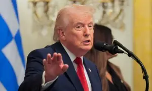 ٹرمپ کا یو ٹرن، ایران کی توانائی تنصیبات پر حملے مزید 10 روز تک روکنے کا اعلان