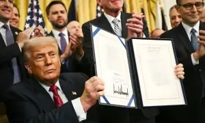 امریکی ڈالر پر 165 سالہ روایت کا خاتمہ: صدر ٹرمپ کے دستخطوں والے نوٹ جاری کرنے کا اعلان