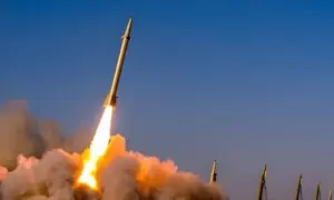 ایران کا اسرائیل میں آئل اسٹوریج اور اہم فوجی تنصیبات کو نشانہ بنانے کا دعویٰ