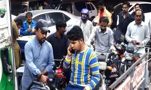 سستا پیٹرول کیسے ملے گا؟ حکومت نے نیا نظام متعارف کرا دیا