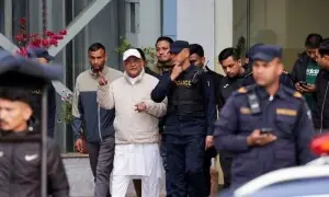 جین زی مظاہروں میں ہلاکتوں کا سنگین الزام، نیپال کے سابق وزیراعظم گرفتار