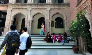 HEC announces reopening of universities across Pakistan