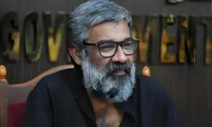 بھارتی ہدایت کار اداکارہ کے ساتھ جنسی ہراسانی کے الزام میں گرفتار