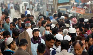حکومتی قرضے: اس وقت ہر پاکستانی کتنے لاکھ کا مقروض ہے؟