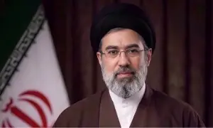 ایرانی سپریم لیڈر کی عوام سے تعمیر نو میں مدد کی درخواست