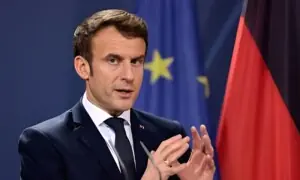 بیوی سے مار کھانے کا طعنہ دینے پر فرانسیسی صدر ٹرمپ برس پڑے