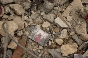 Month into war, Lebanon&rsquo;s prime minister says no end in sight