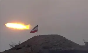 پاسدارانِ انقلاب کا ریسکیو آپریشن میں مصروف ایک اور امریکی طیارہ گرانے کا دعویٰ