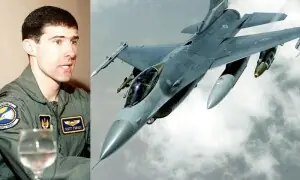 جب امریکا نے بوسنیا سے اپنا چیونٹیاں اور پودے کھا کر زندہ رہنے والا پائلٹ نکالا جب امریکا نے بوسنیا سے اپنا چیونٹیاں اور پودے کھا کر زندہ رہنے والا پائلٹ نکالا