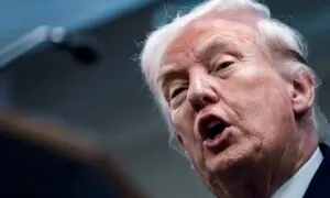 دوسرے پائلٹ کی خبر لیک کرنے والے کو تلاش کر رہے ہیں: صدر ٹرمپ دوسرے پائلٹ کی خبر لیک کرنے والے کو تلاش کر رہے ہیں: صدر ٹرمپ