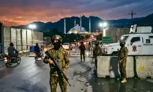 ایران اور امریکا کے اسلام آباد میں مذاکرات: دارالحکومت قلعے میں تبدیل، شہر میں کئی سڑکیں بند