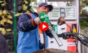 پیٹرول کی قیمت میں بڑی کمی کی خوشخبری