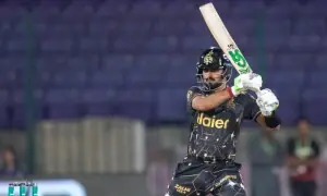 بابر اعظم نے ٹی 20 کرکٹ میں کرس گیل اور کامران اکمل کا ریکارڈ توڑ ڈالا بابر اعظم نے ٹی 20 کرکٹ میں کرس گیل اور کامران اکمل کا ریکارڈ توڑ ڈالا