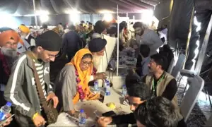 Over 2,500 Indian Sikh pilgrims arrive for Baisakhi celebrations