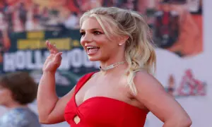 Britney Spears enters treatment after DUI arrest with family support