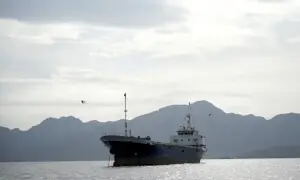 آبنائے ہرمز: ایران کا عمانی حدود سے گزرنے والے بحری جہازوں پر حملہ نہ کرنے کا عندیہ