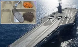 مشرقِ وسطیٰ میں تعینات امریکی بحری جہازوں پر کھانے کی قلت کی خبریں، نیوی چیف کا بیان آگیا