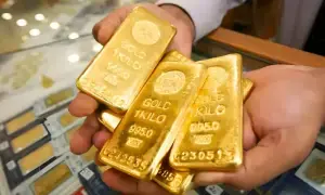 پاکستان میں سونے کو پھر پَر لگ گئے، قیمت میں ہزاروں روپے کا بڑا اضافہ