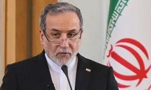 ایران پابندیوں کو غیر مؤثر بنانے اور دباؤ کا مقابلہ کرنے کی مکمل صلاحیت رکھتا ہے: عباس عراقچی