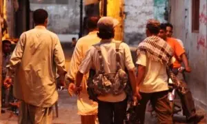 لیاری گینگ وار کے اہم کارندے وصی اللہ لاکھو کے خلاف ریڈ وارنٹ جاری