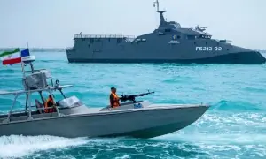 مذاکرات کے دوران امریکا کی کارروائیاں، ایران نے آبنائے ہرمز کو &rsquo;نو گو ایریا&lsquo; بنا دیا