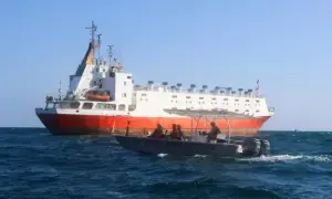 Pirates seize oil tanker off Somalia, 11 Pakistanis among hostages